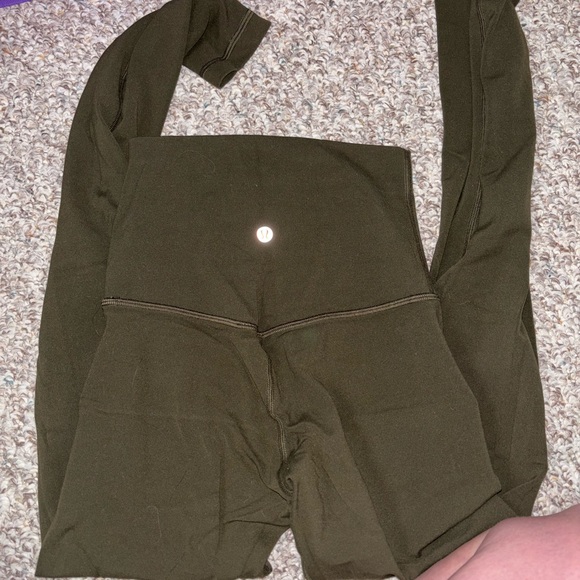 Olive Green leggings lululemon - Picture 1 of 2